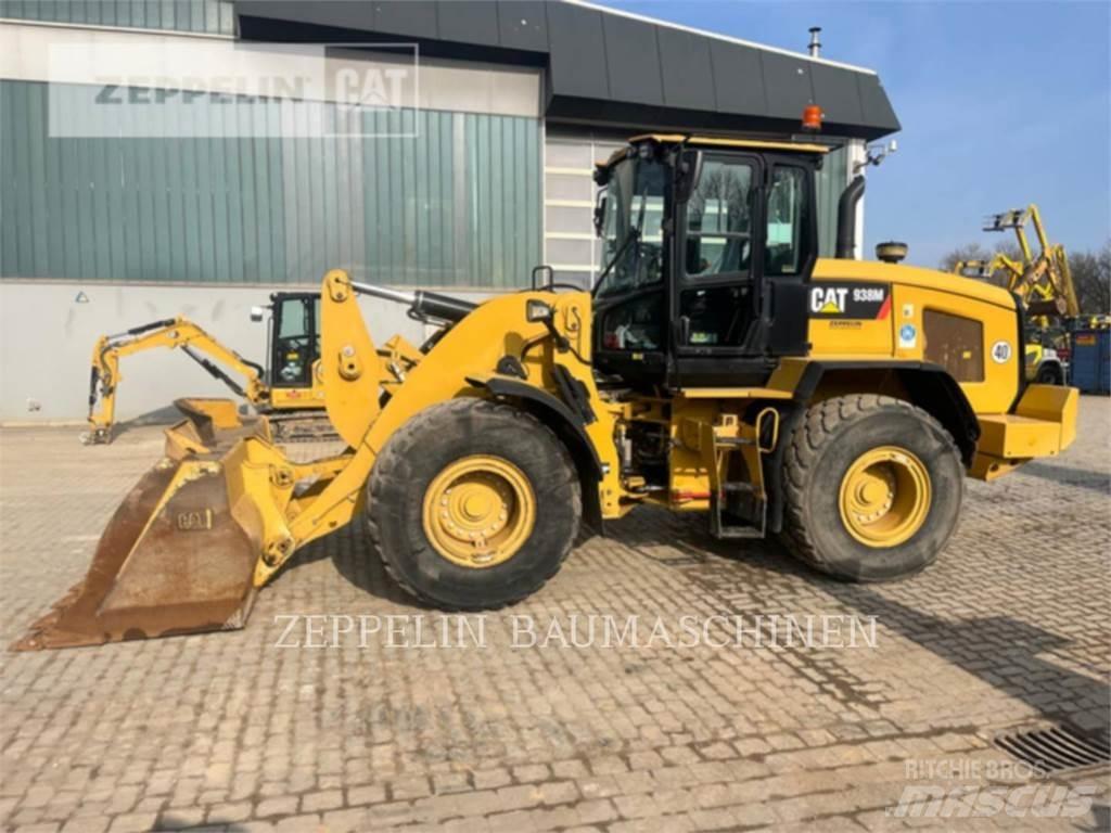 CAT 938M 轮式装载机