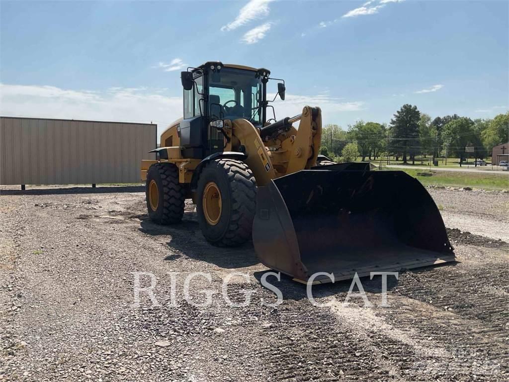 CAT 938M 轮式装载机