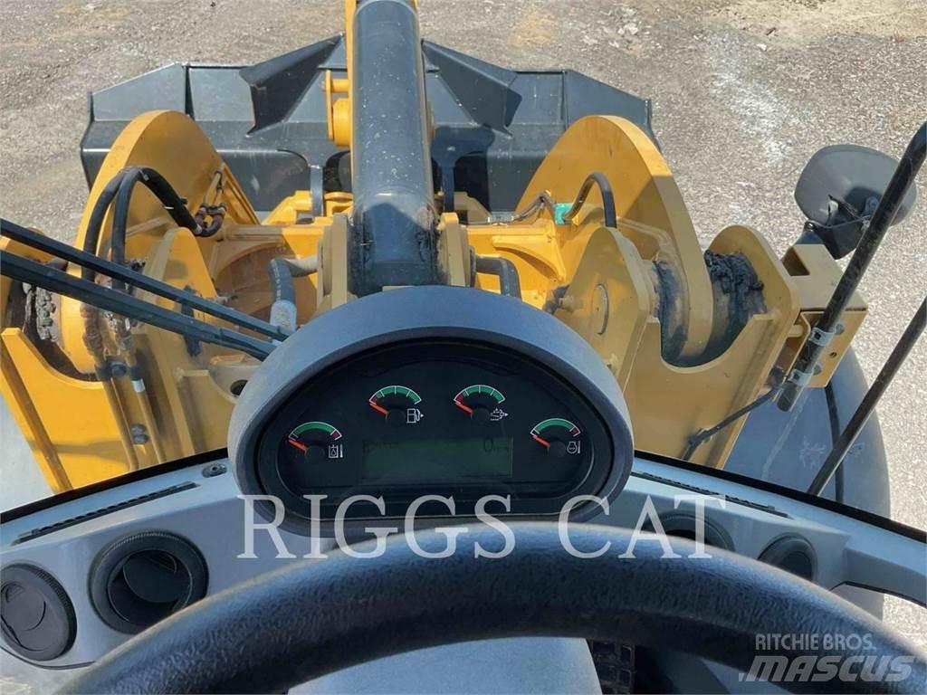 CAT 938M 轮式装载机
