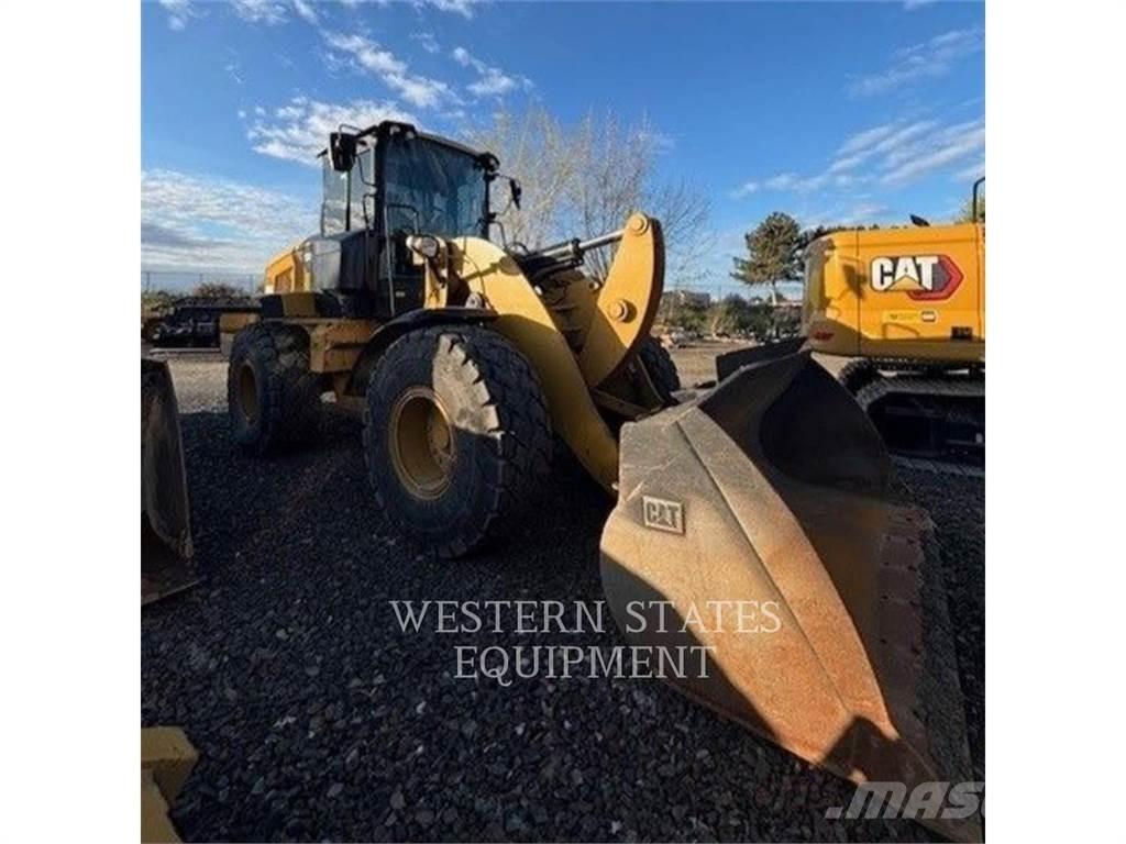 CAT 938M 轮式装载机