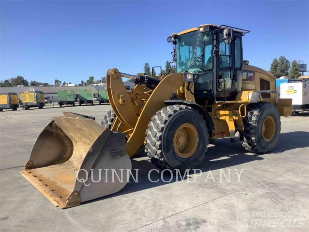 CAT 938M 轮式装载机