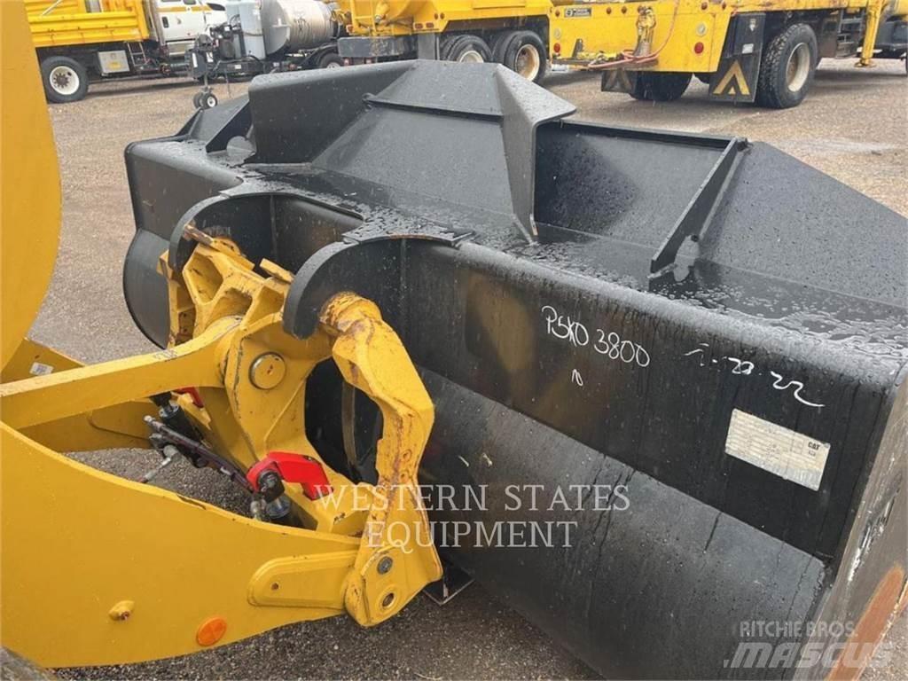 CAT 938M 轮式装载机
