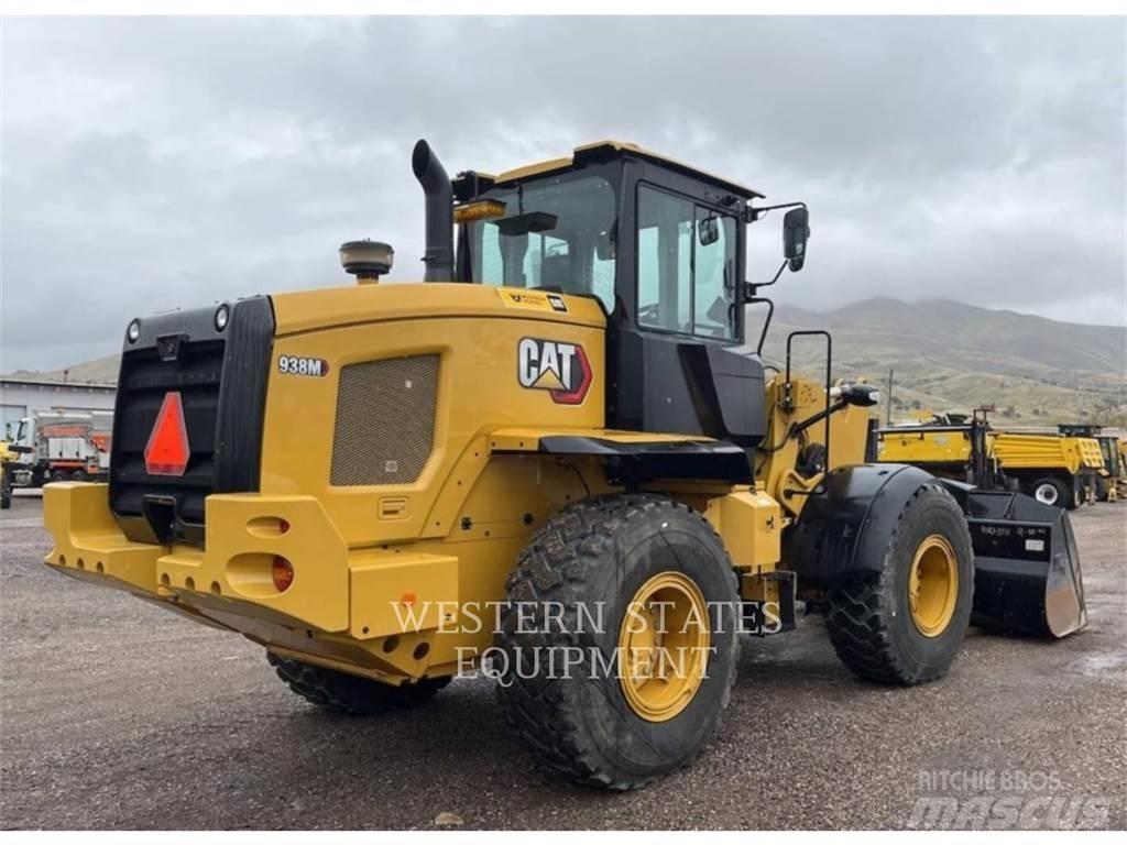 CAT 938M 轮式装载机