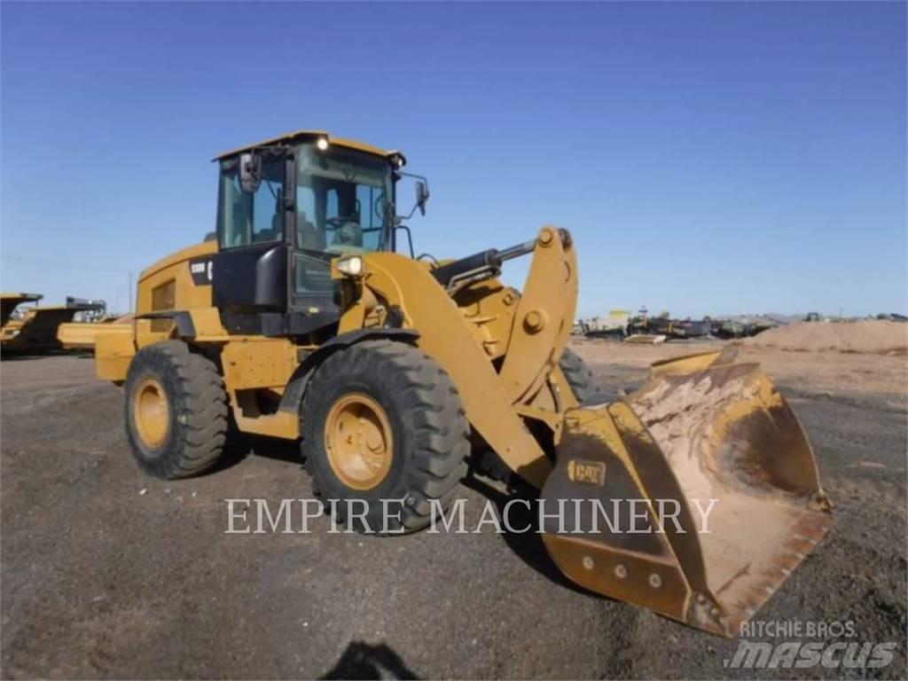 CAT 938M 轮式装载机