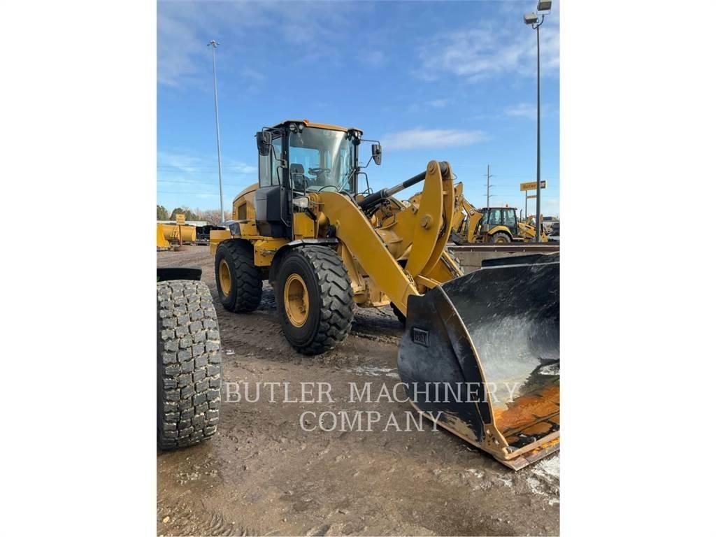 CAT 938M 轮式装载机