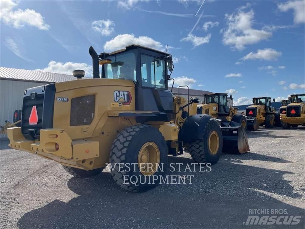 CAT 938M 轮式装载机
