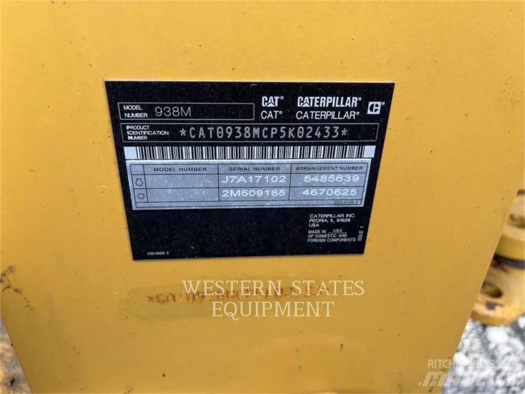 CAT 938M 轮式装载机