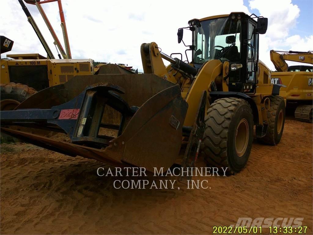 CAT 938M 轮式装载机
