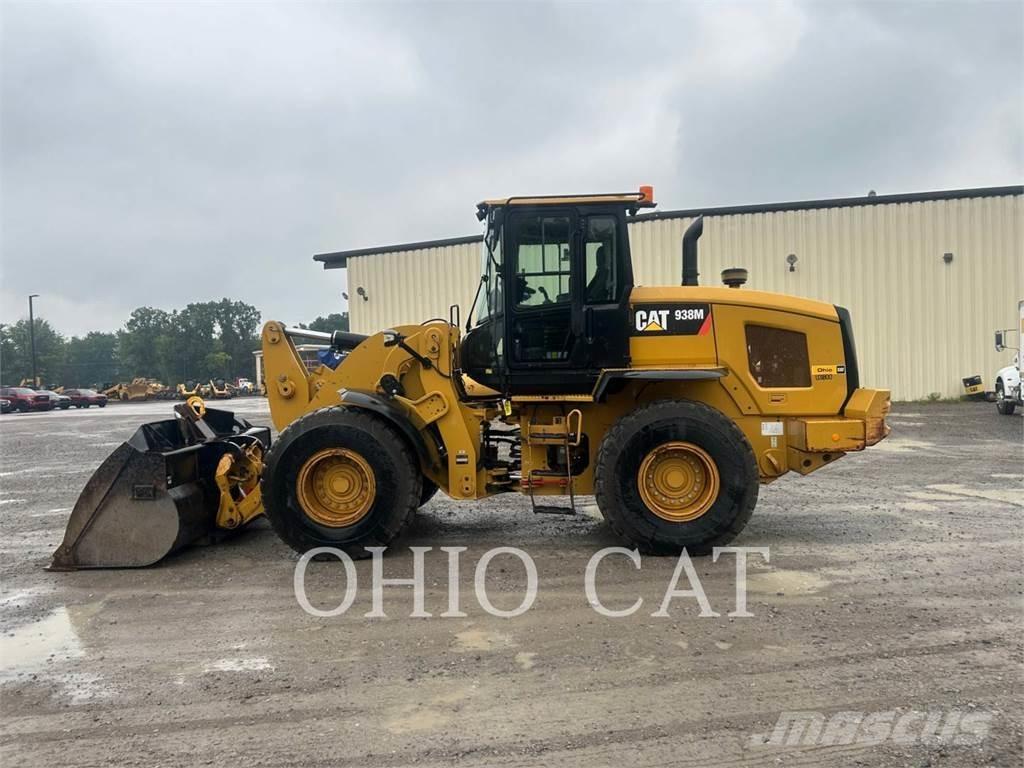 CAT 938M 轮式装载机