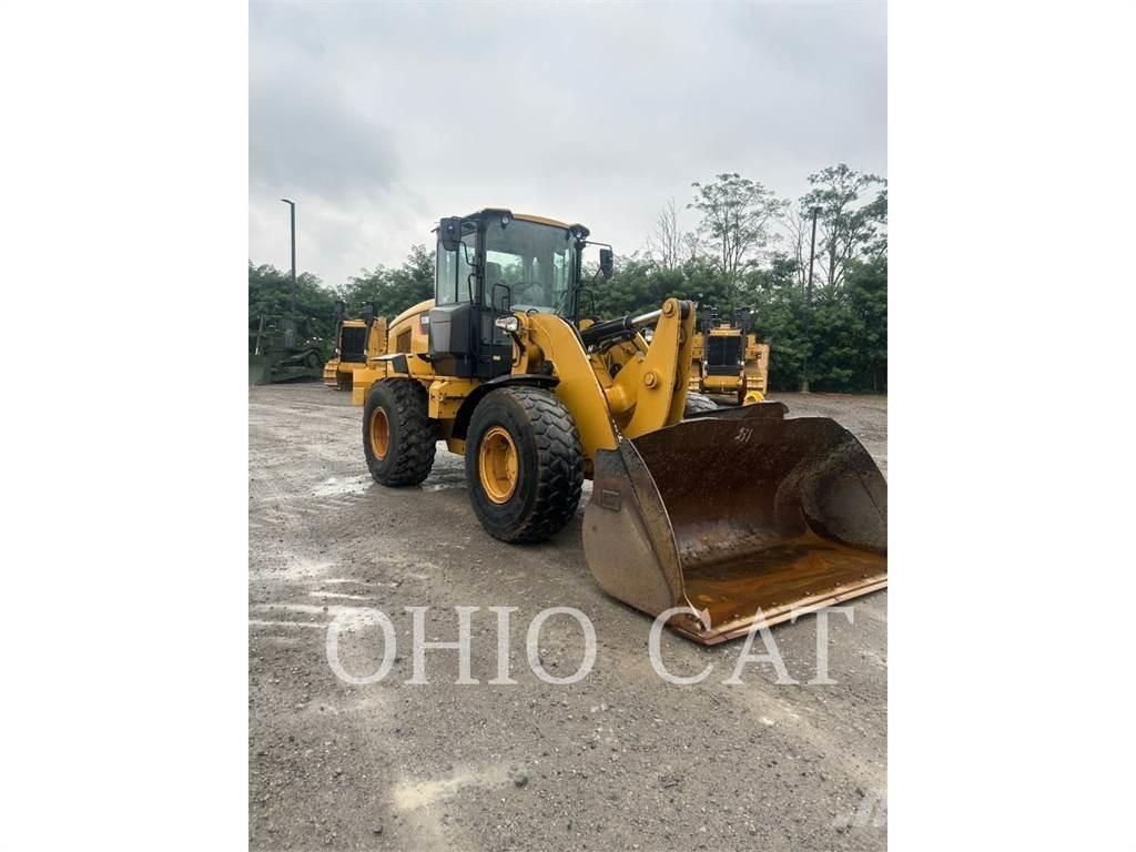 CAT 938M 轮式装载机