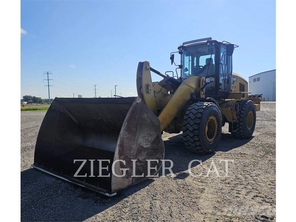 CAT 938M 轮式装载机