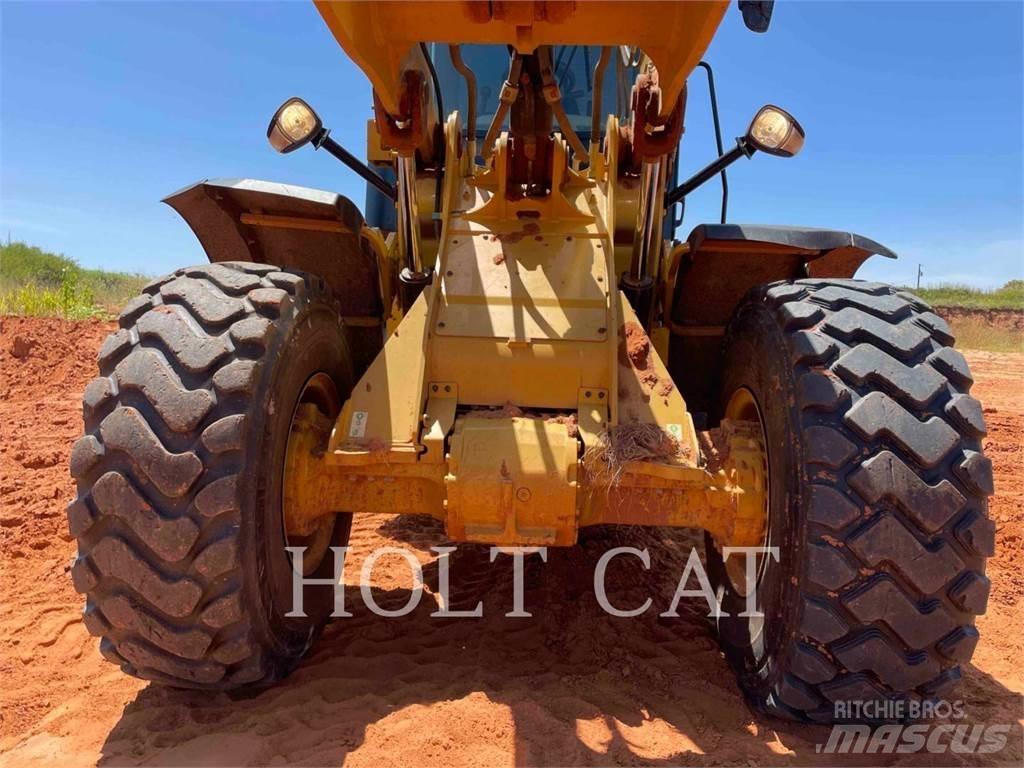 CAT 938M 轮式装载机
