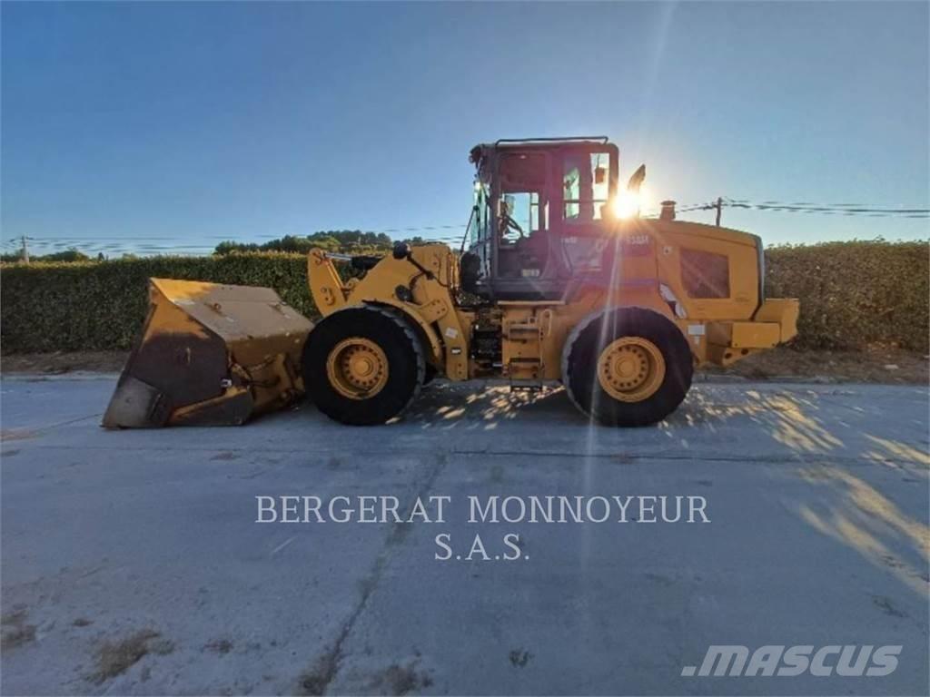 CAT 938M 轮式装载机