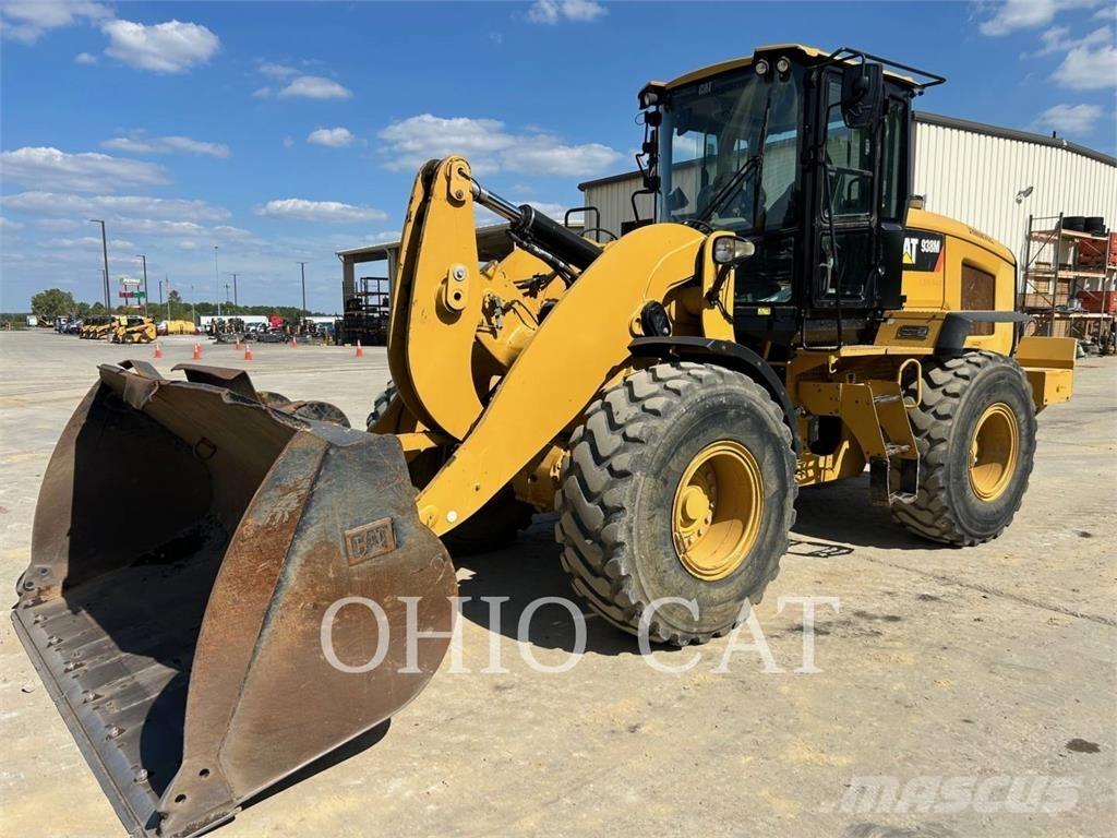 CAT 938M 轮式装载机
