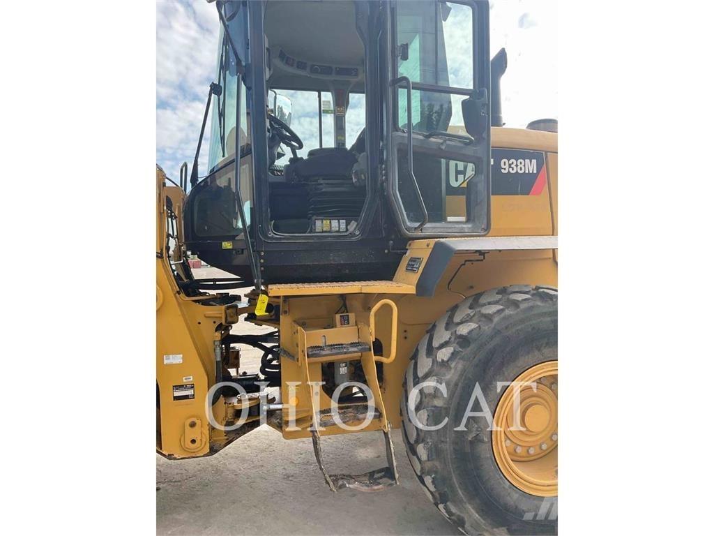 CAT 938M 轮式装载机