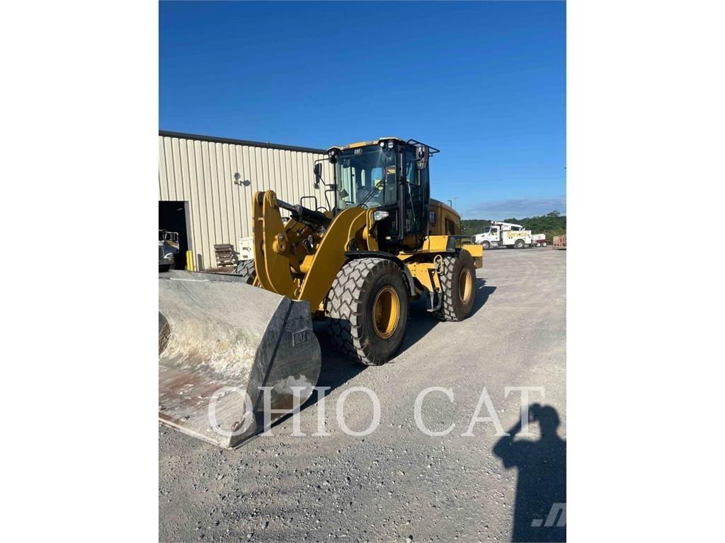 CAT 938M 轮式装载机