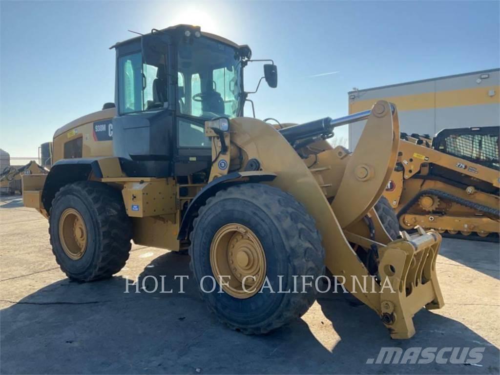CAT 938M 轮式装载机
