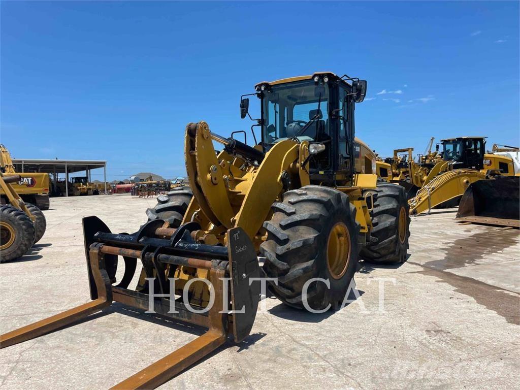 CAT 938M 轮式装载机