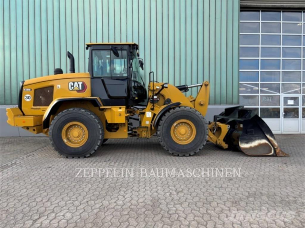 CAT 938M 轮式装载机