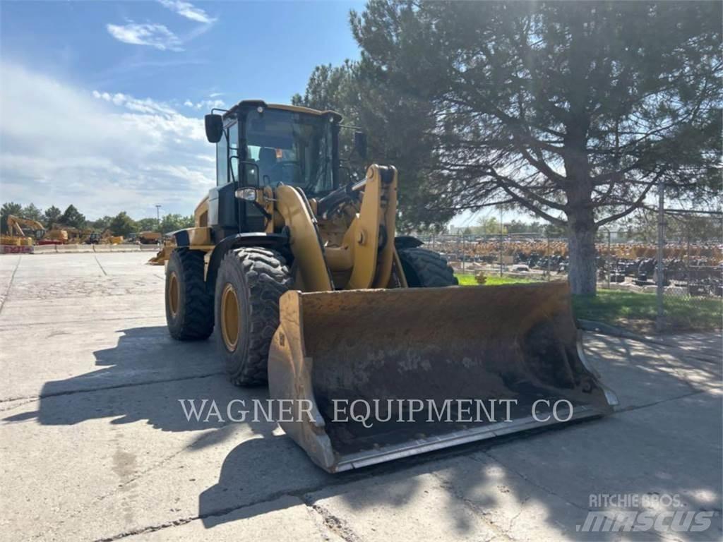 CAT 938M 轮式装载机