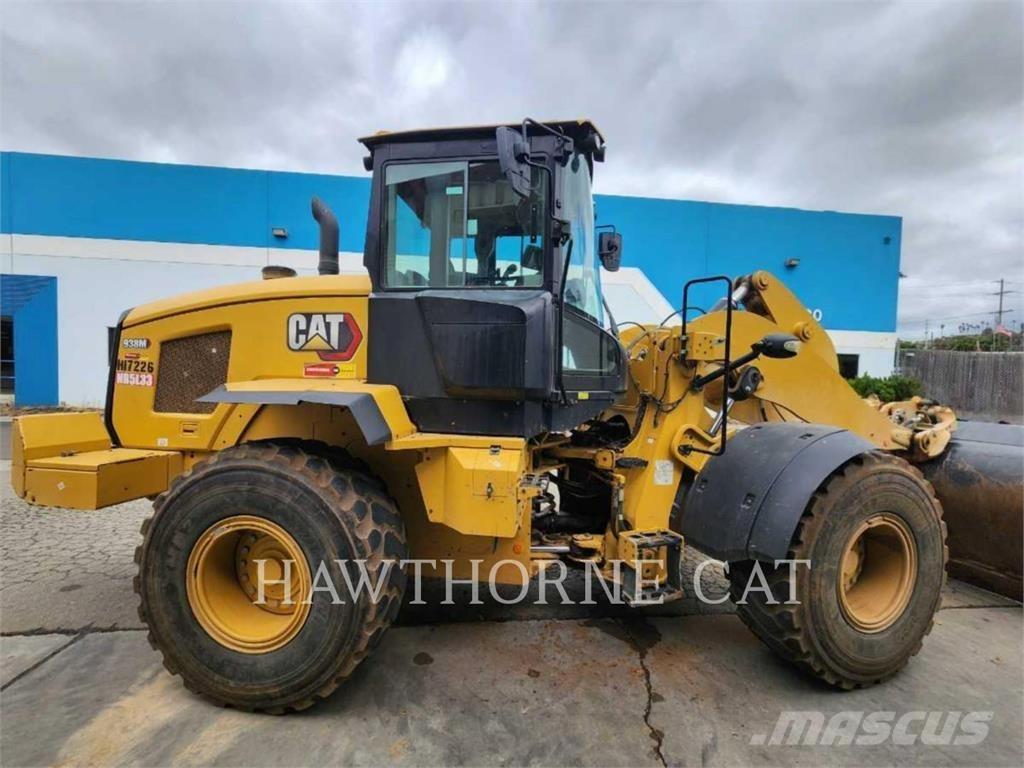 CAT 938M 轮式装载机