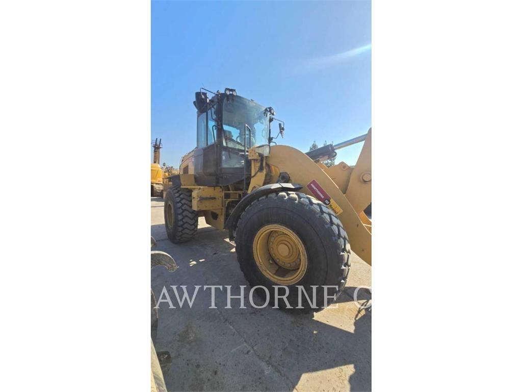 CAT 938M 轮式装载机