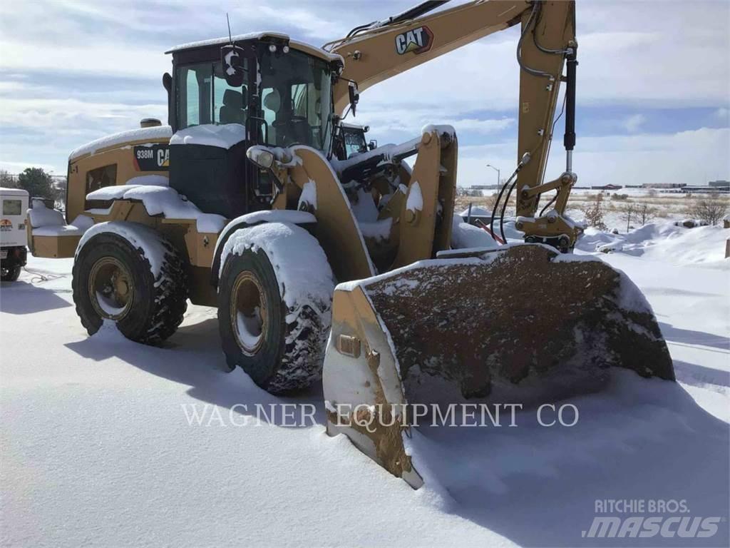 CAT 938M 轮式装载机