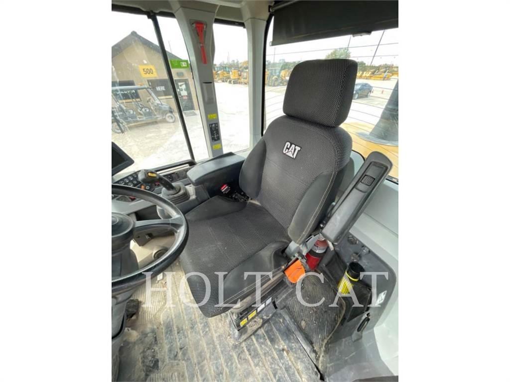 CAT 938M ISO 轮式装载机