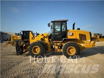 CAT 938M QC 轮式装载机