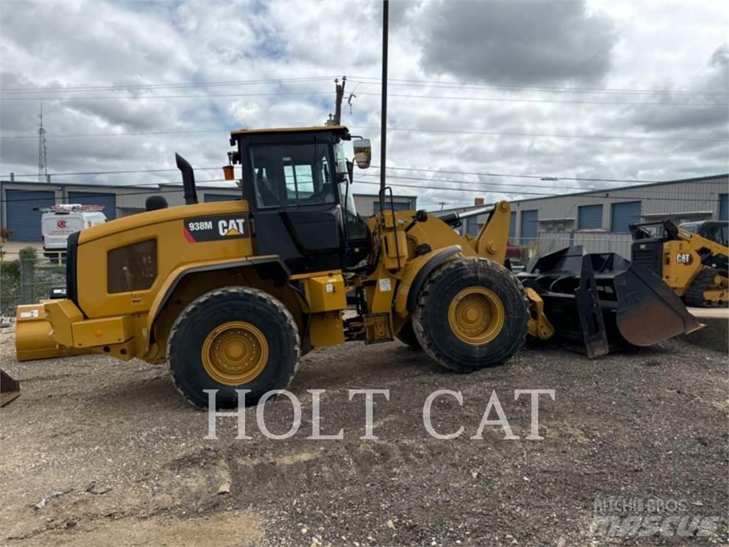 CAT 938M QC 轮式装载机