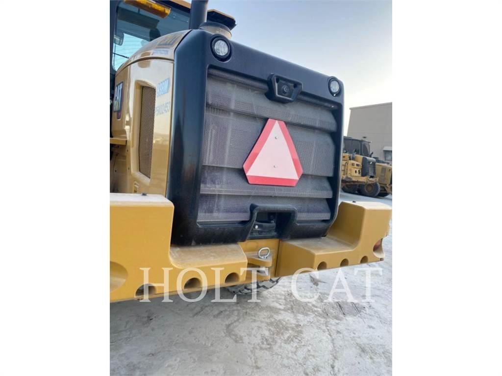 CAT 938M QC 轮式装载机