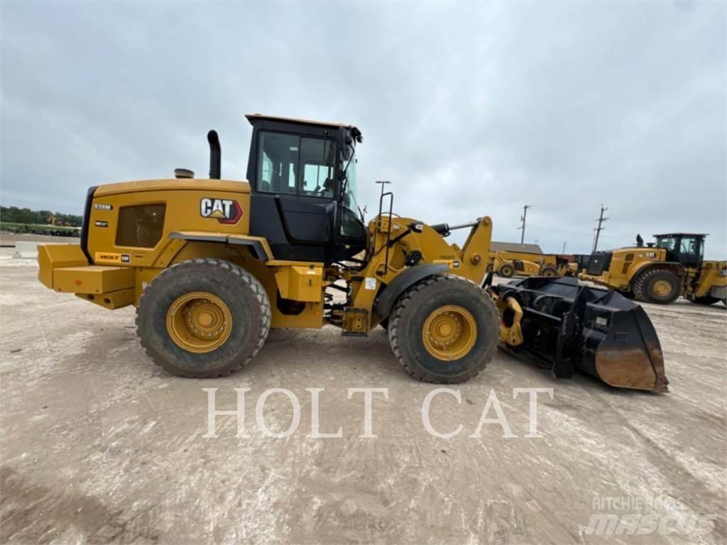CAT 938M QC 轮式装载机