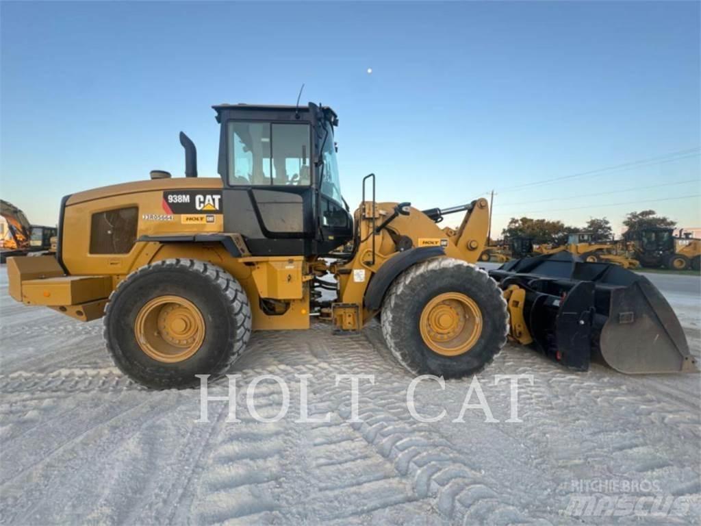 CAT 938M QC 轮式装载机