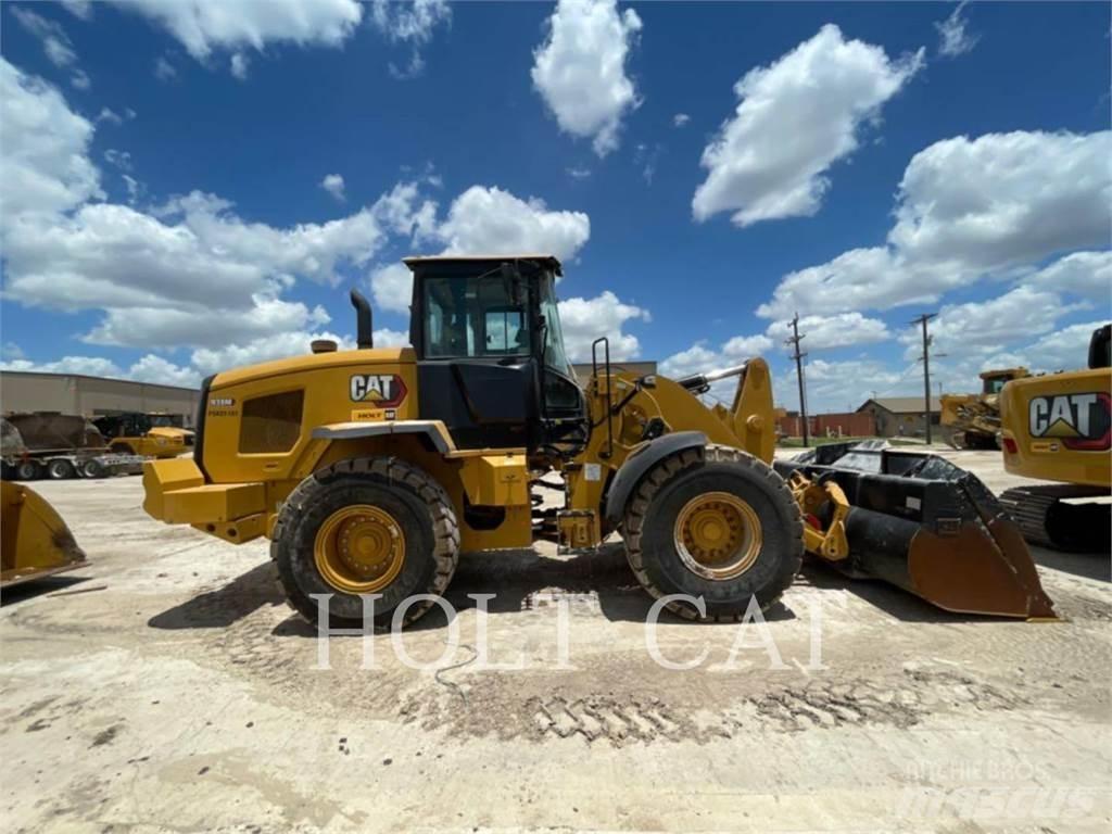 CAT 938M QC 轮式装载机