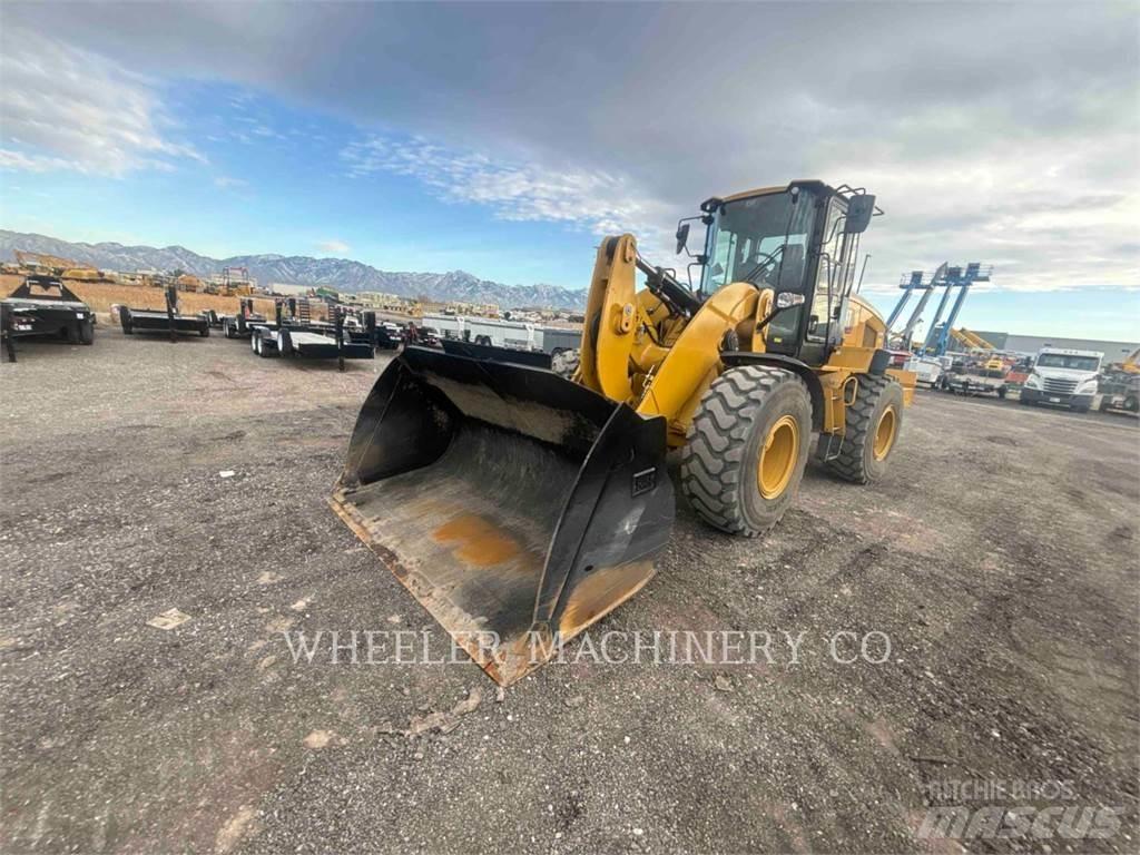 CAT 938M QC 轮式装载机