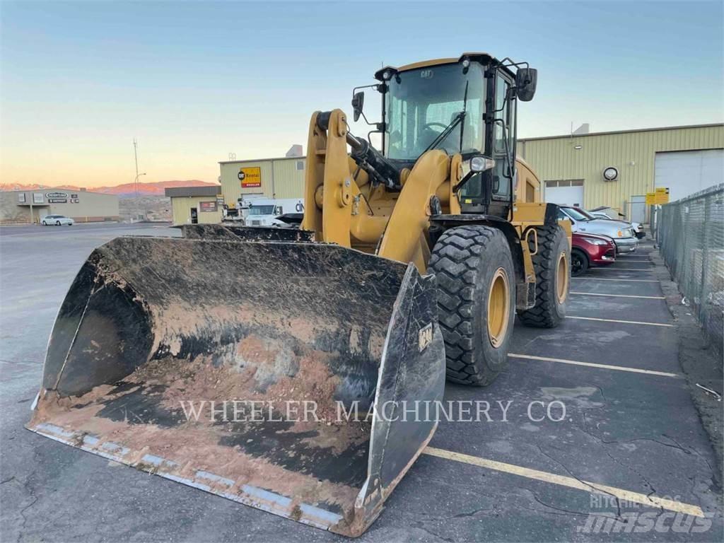 CAT 938M QC 轮式装载机