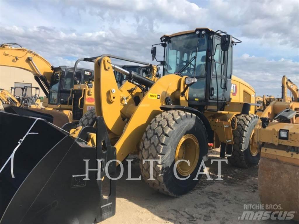 CAT 938M QC 轮式装载机