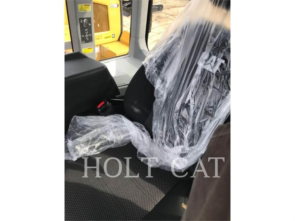 CAT 938M QC 轮式装载机