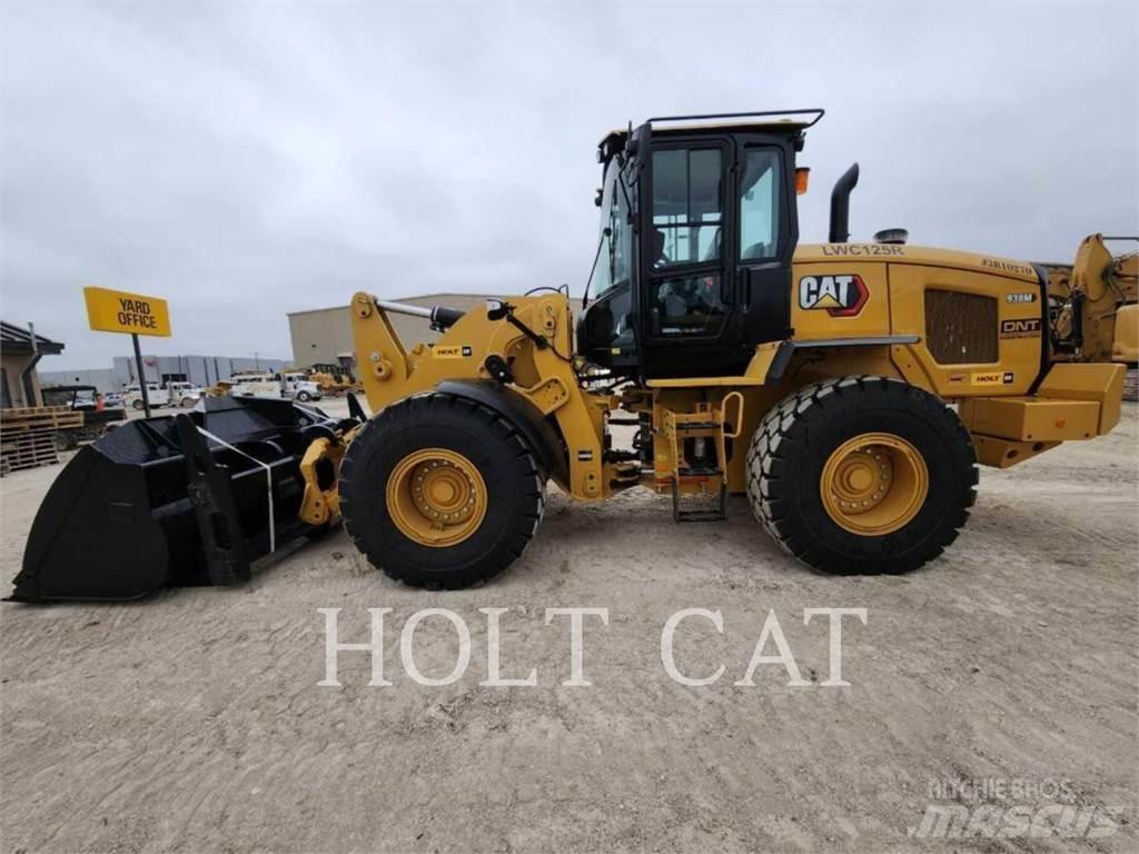 CAT 938M QC 轮式装载机