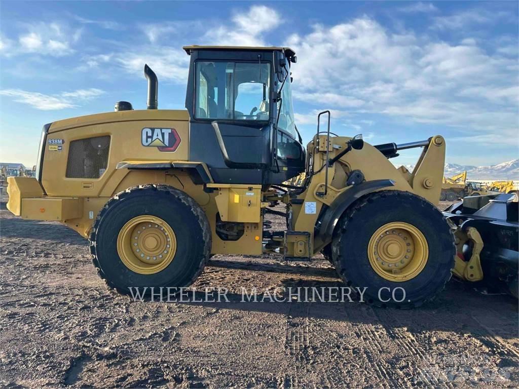 CAT 938M QC 轮式装载机