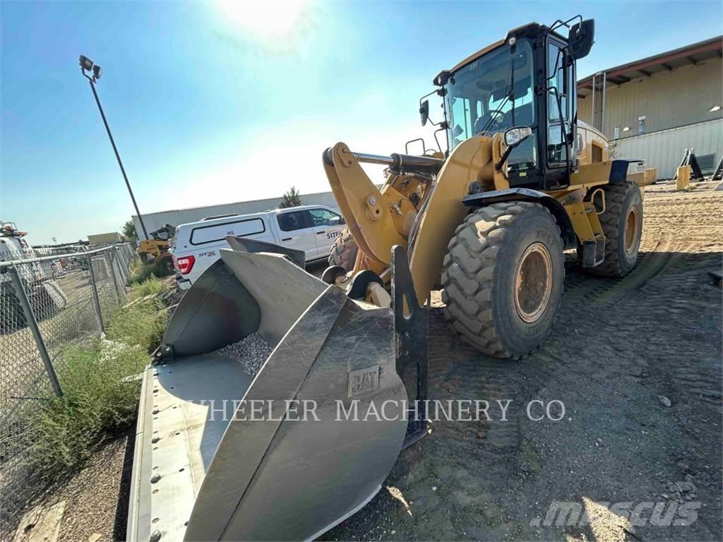 CAT 938M QC 3V 轮式装载机
