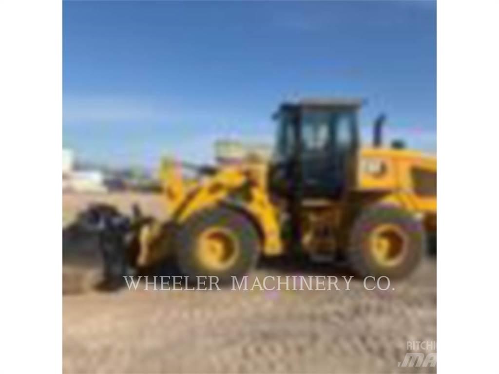 CAT 938M QC 3V 轮式装载机