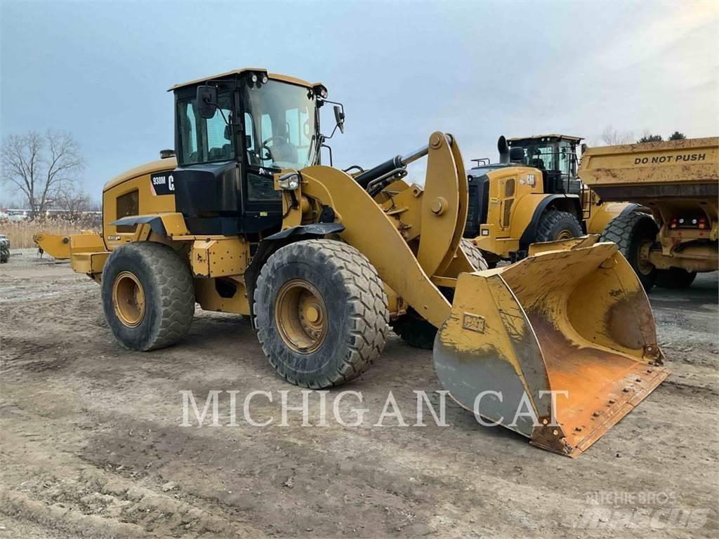 CAT 938M R+ 轮式装载机