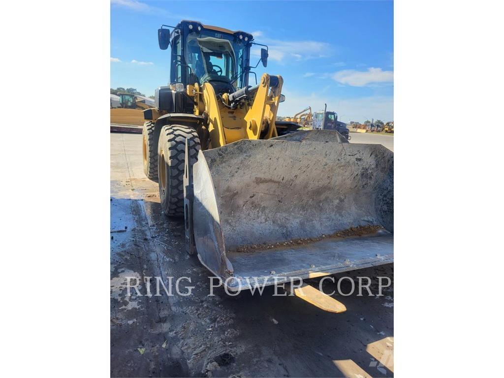 CAT 938QC 轮式装载机