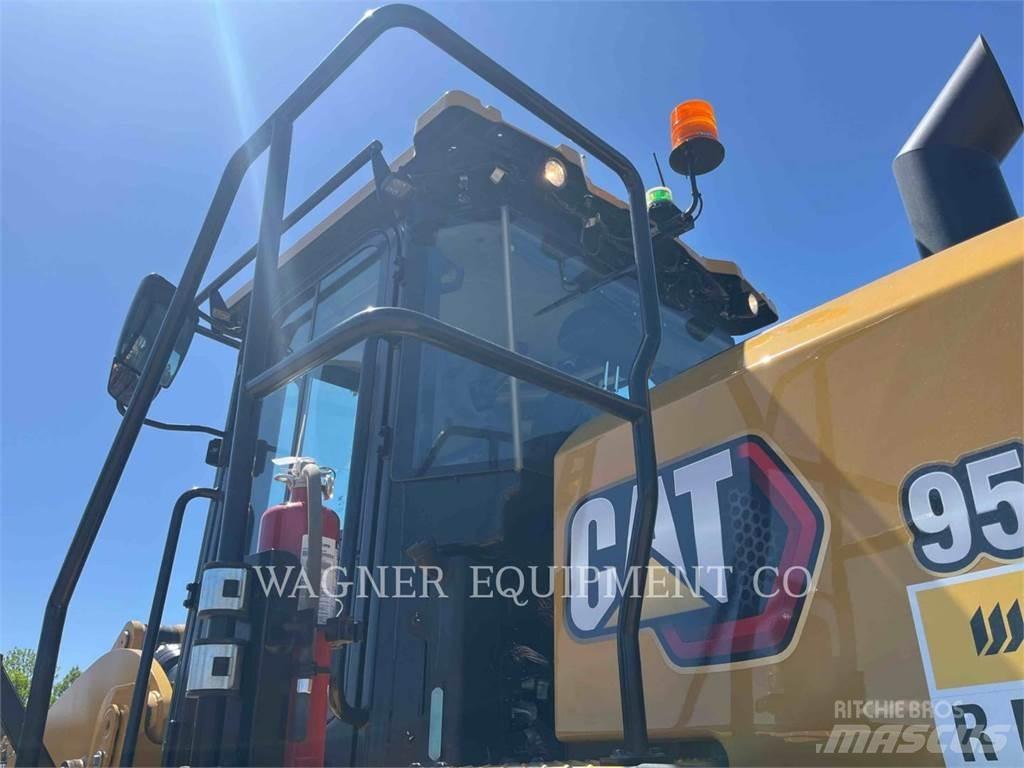 CAT 950 轮式装载机