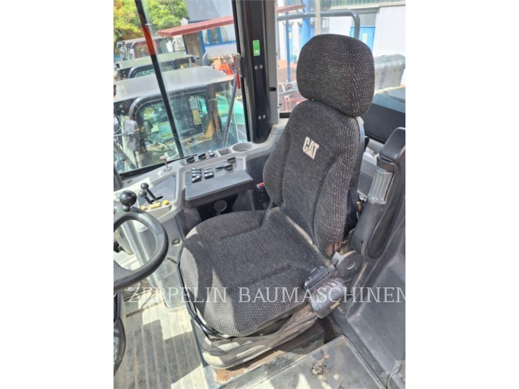 CAT 950GC 轮式装载机