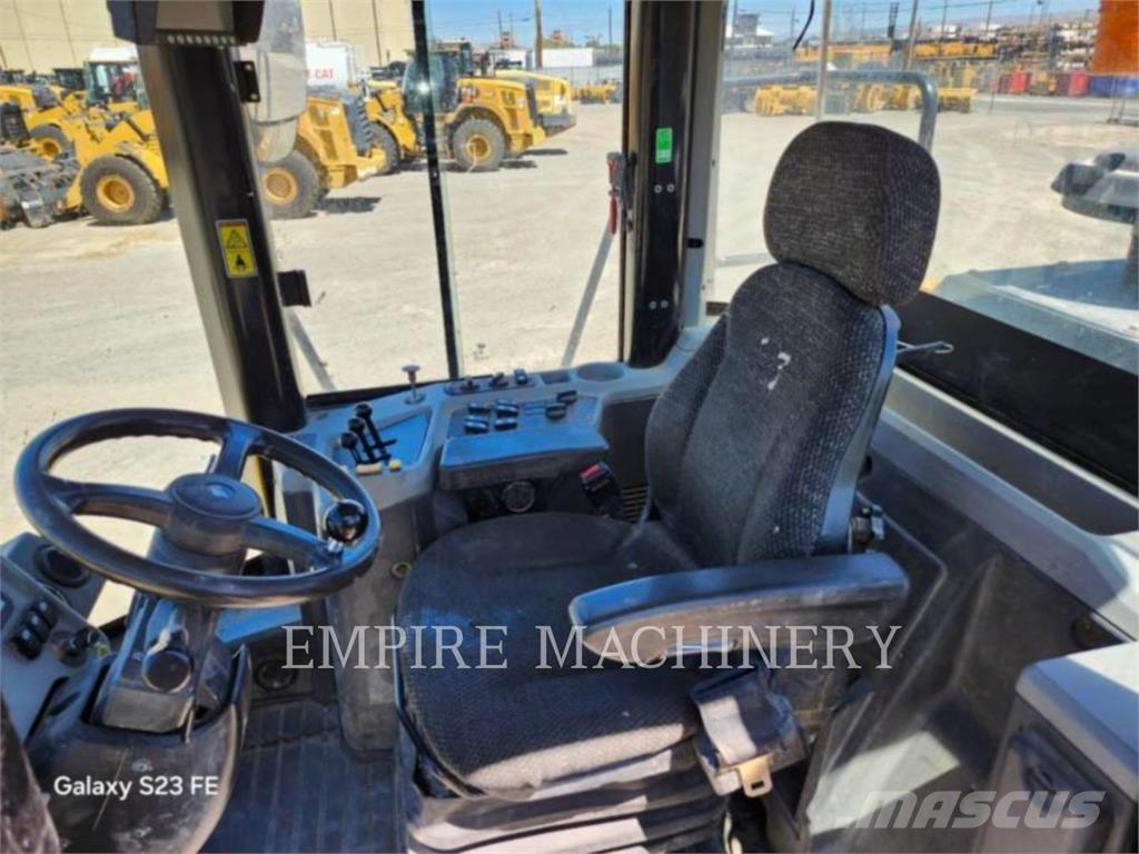 CAT 950GC 轮式装载机