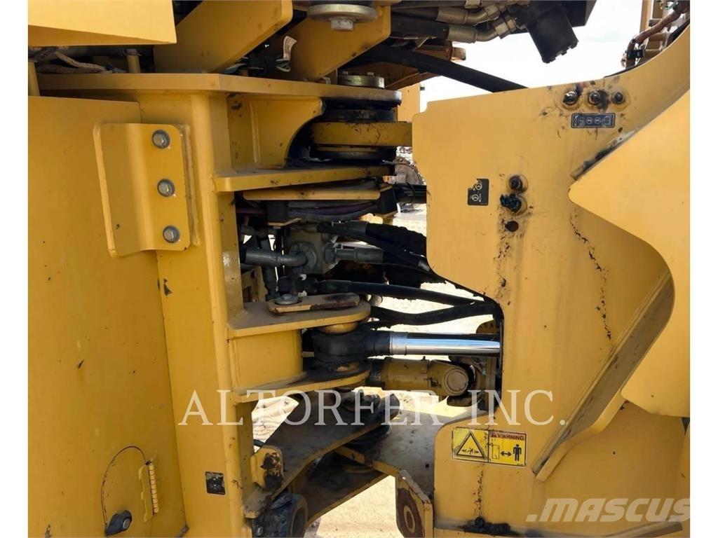 CAT 950GC 轮式装载机