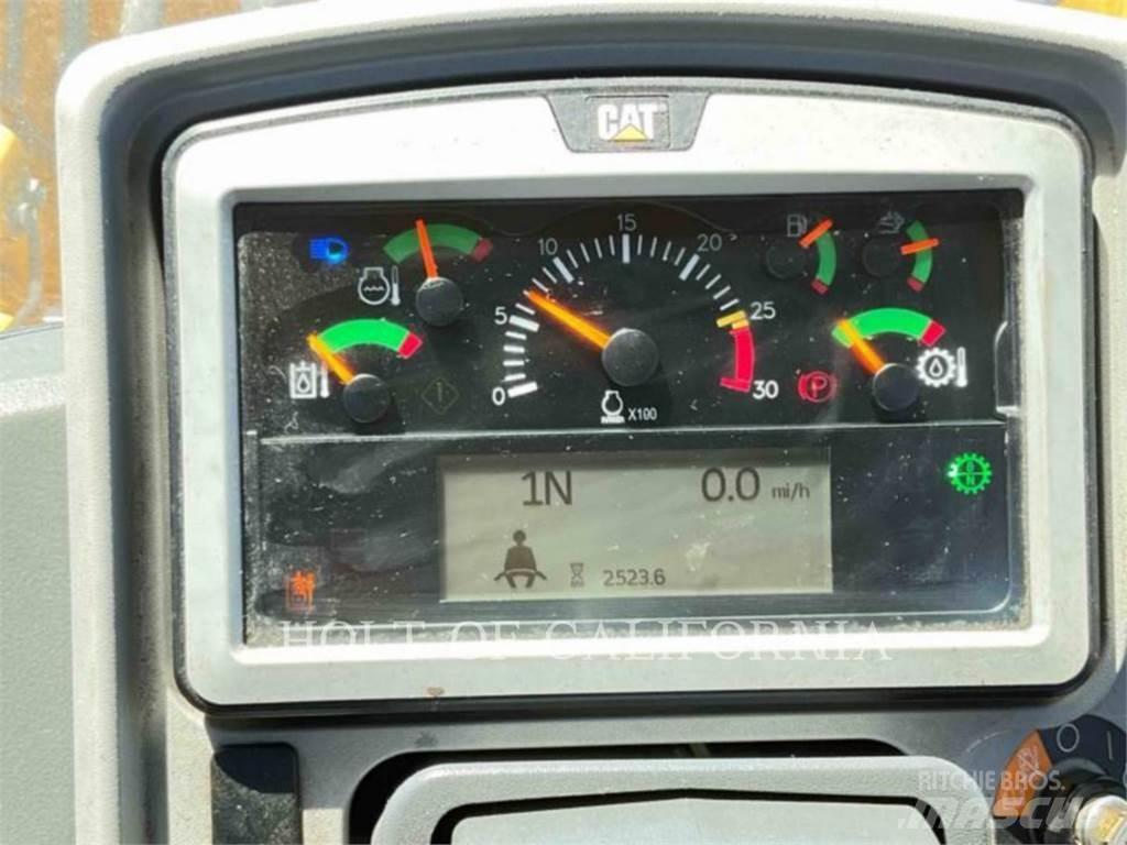 CAT 950M 轮式装载机