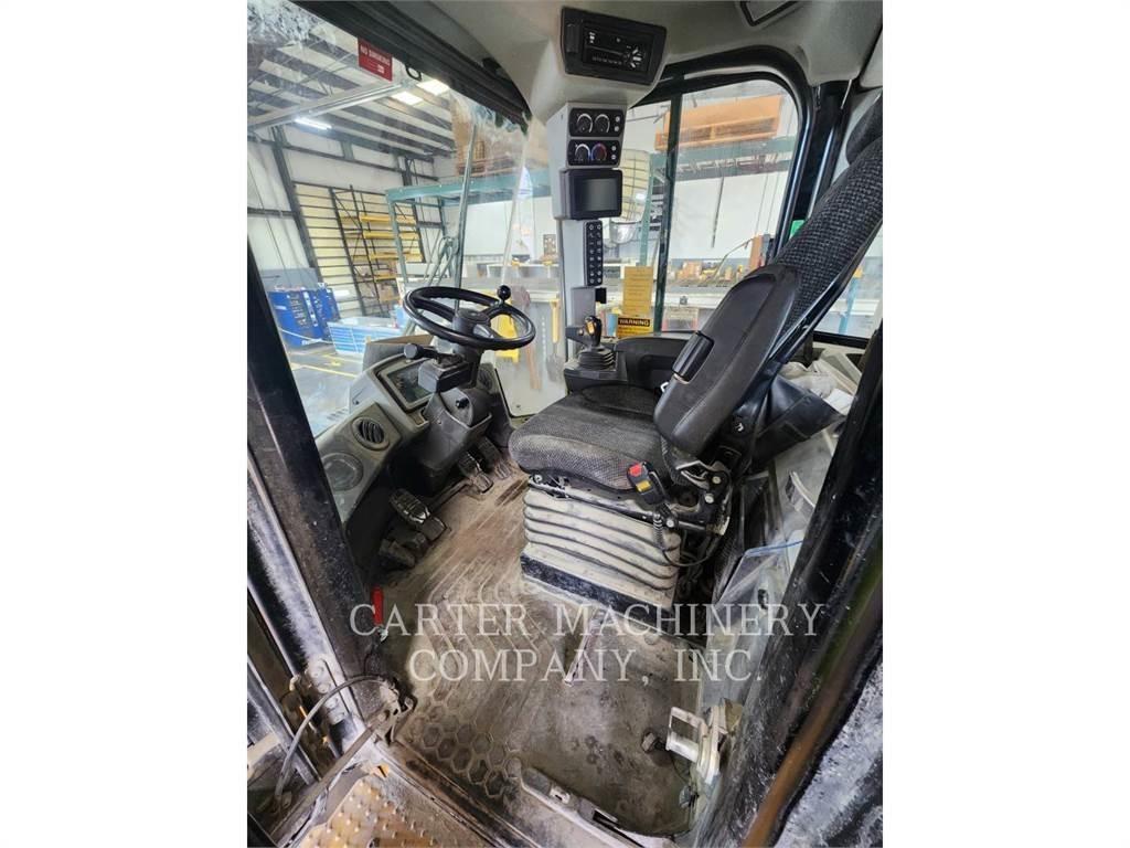 CAT 950M 轮式装载机